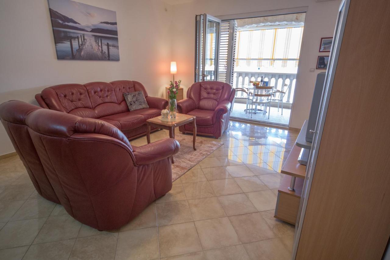 Zen Apartment Przno Sveti Stefan Exterior photo